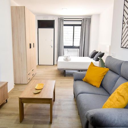 Letplanet Riquelme Apartment Malaga Exterior photo