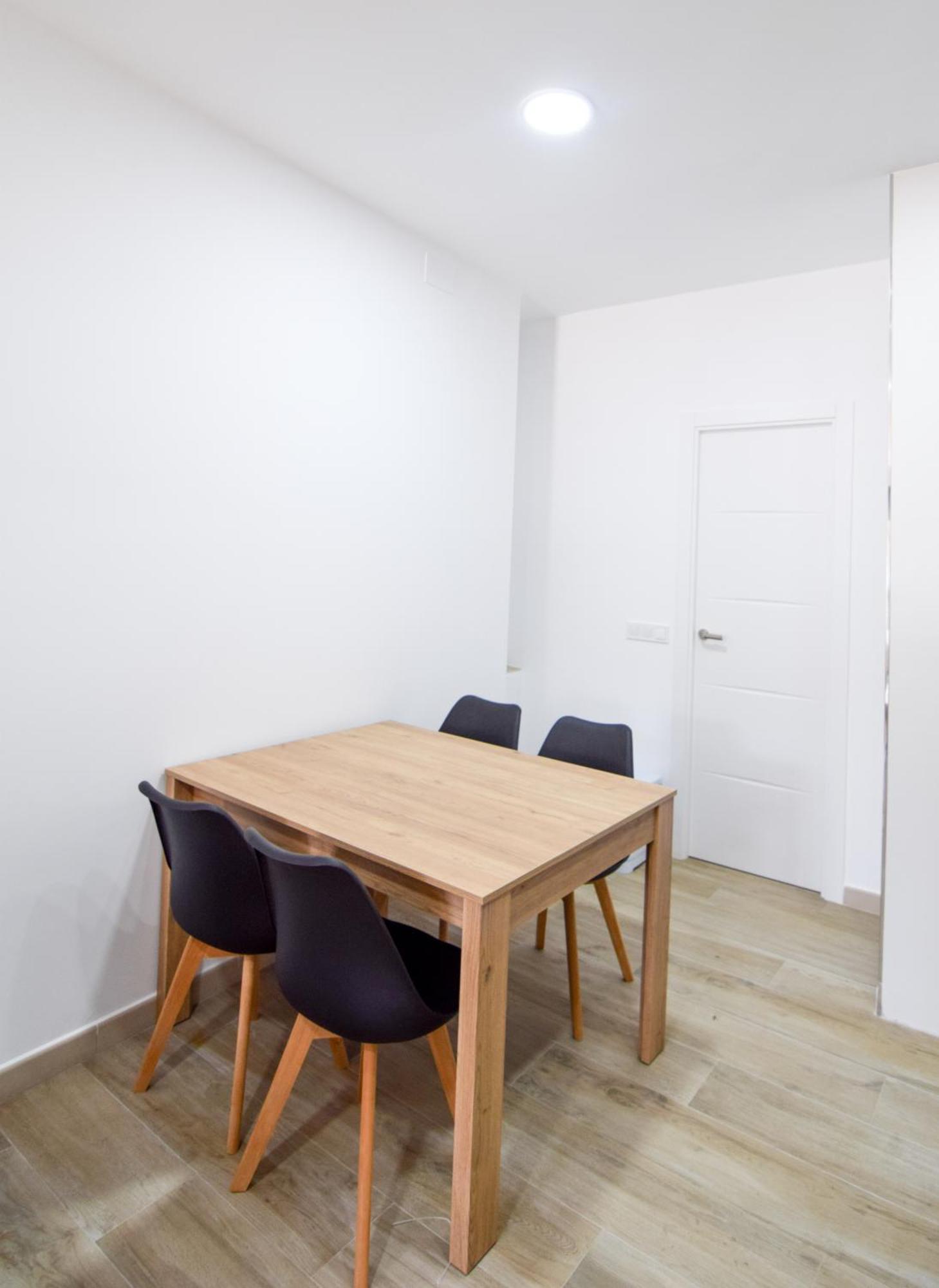 Letplanet Riquelme Apartment Malaga Exterior photo