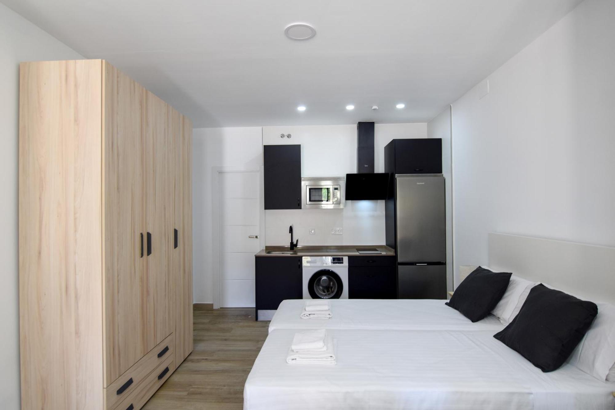 Letplanet Riquelme Apartment Malaga Exterior photo